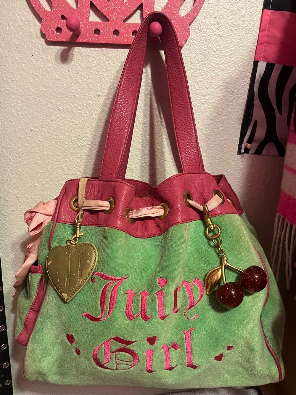 Vintage Juicy couture 2004 Juicy Girl green and pink daydreamer